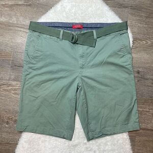 Guess Shorts Green Cotton with Belt Mens Size 38 Flat Front 10" Inseam